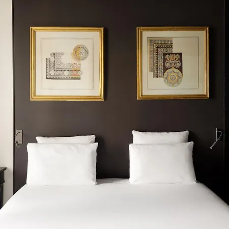 New Republique - Ex Albert's Otel 4*