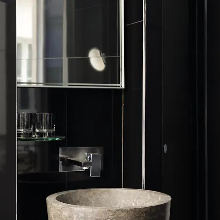 New Republique - Ex Albert's Otel 4*