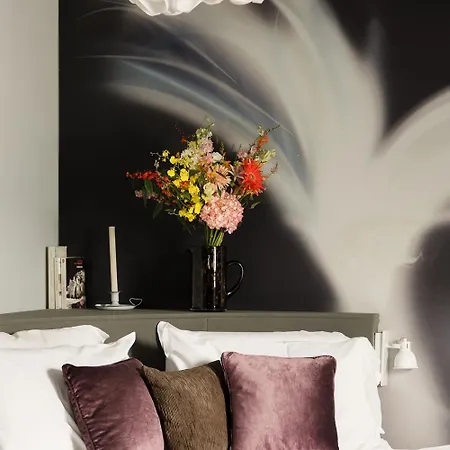 New Republique - Ex Albert's Otel
