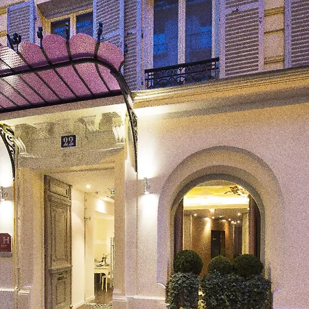 New Republique - Ex Albert's 4*