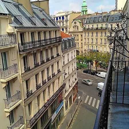 New Republique - Ex Albert's Hotel