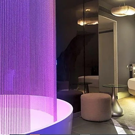 New Republique - Ex Albert's