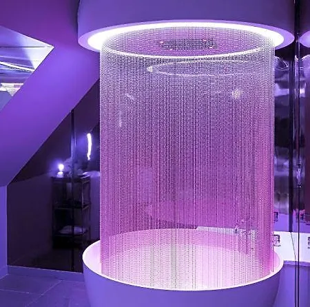 New Republique - Ex Albert's 4*