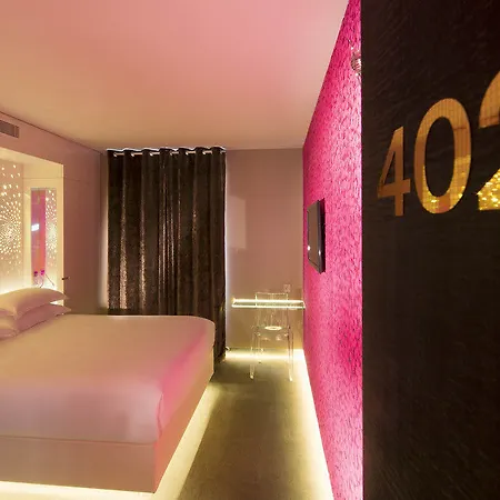 호텔 New Republique - Ex Albert's 4*