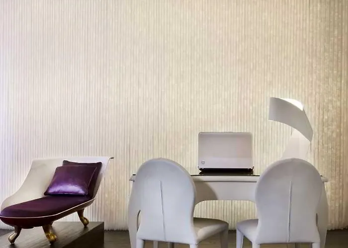 ホテル New Republique - Ex Albert's