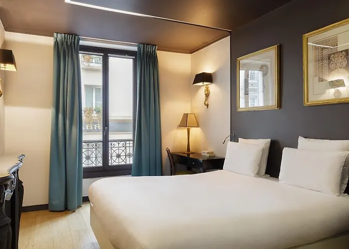 New Republique - Ex Albert's ホテル 4*