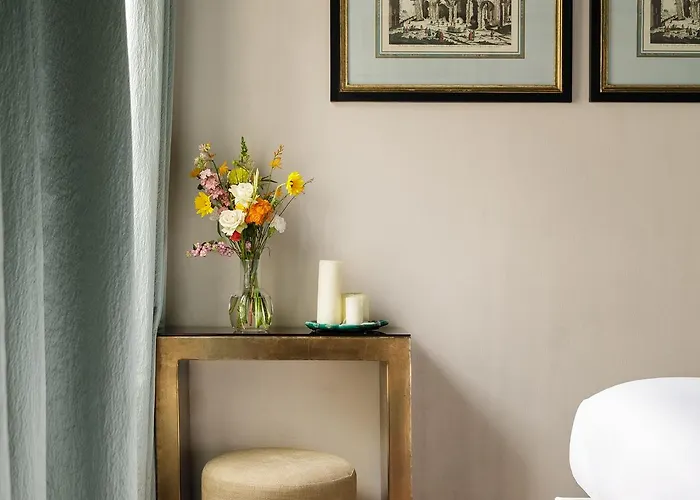 New Republique - Ex Albert's