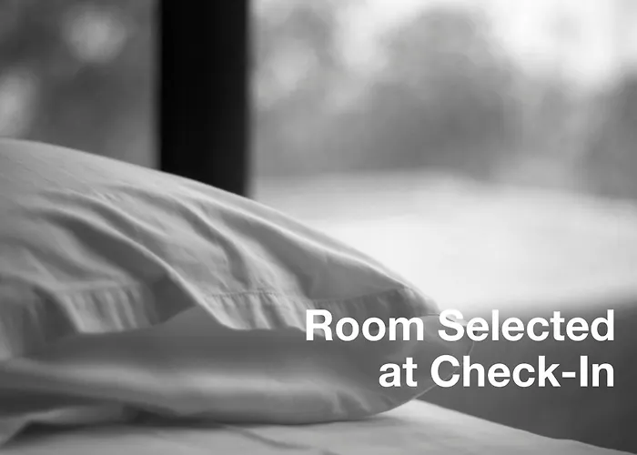 New Republique - Ex Albert's パリ