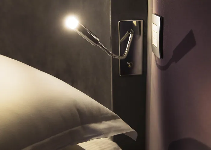 New Republique - Ex Albert's 4*