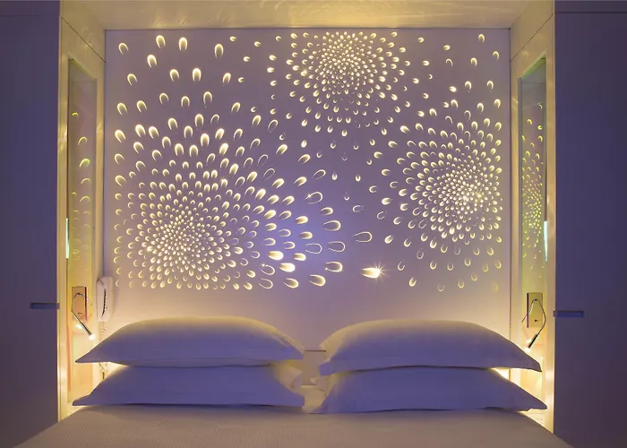 New Republique - Ex Albert's パリ