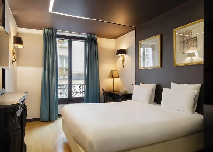 New Republique - Ex Albert's Otel