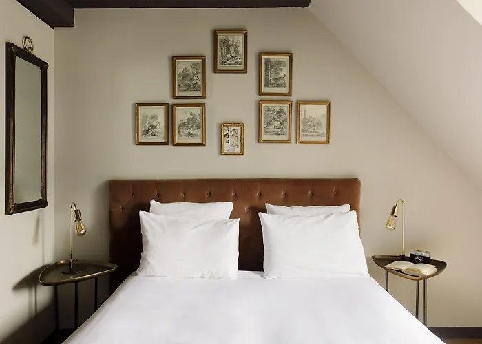 New Republique - Ex Albert's Otel 4*