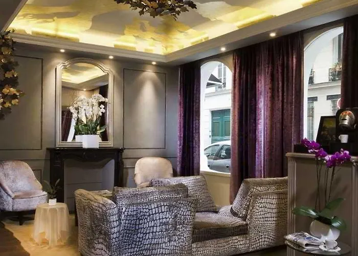 New Republique - Ex Albert's Hotel 4*