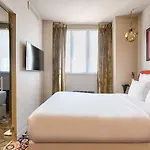 New Republique - Ex Albert's Hotel Parijs