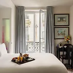 New Republique - Ex Albert's Hotel