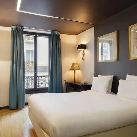 New Republique - Ex Albert's Hotel 4*